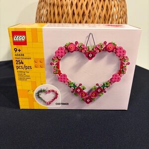 LEGO CREATOR Love Heart Ornament Heart Shaped Flowers (40638) Brand New